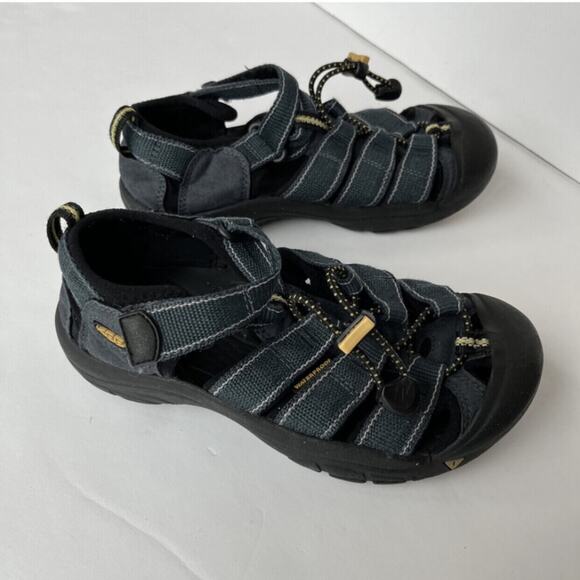 Keen Newport Water Friendly Kids Sandals - Picture 4 of 12